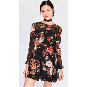 Kimchi Blue Anthropologie Dragonfly Sheer Floral Mini Dress Size Medium